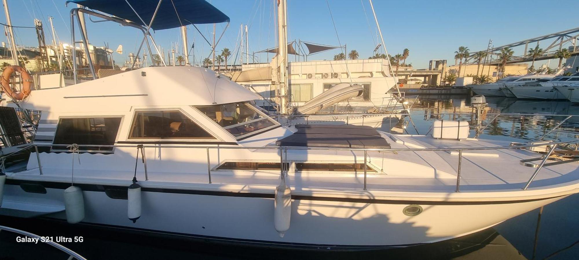 Beautiful And Comfy Boat In Barcelona With Boat Tour Option Hotel Ngoại thất bức ảnh